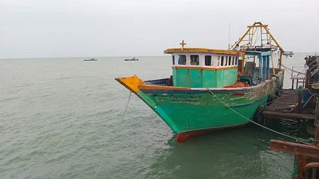 14 Tamil Nadu Fishermen Arrested by Sri Lankan Navy for Alleged Maritime Boundary Violation