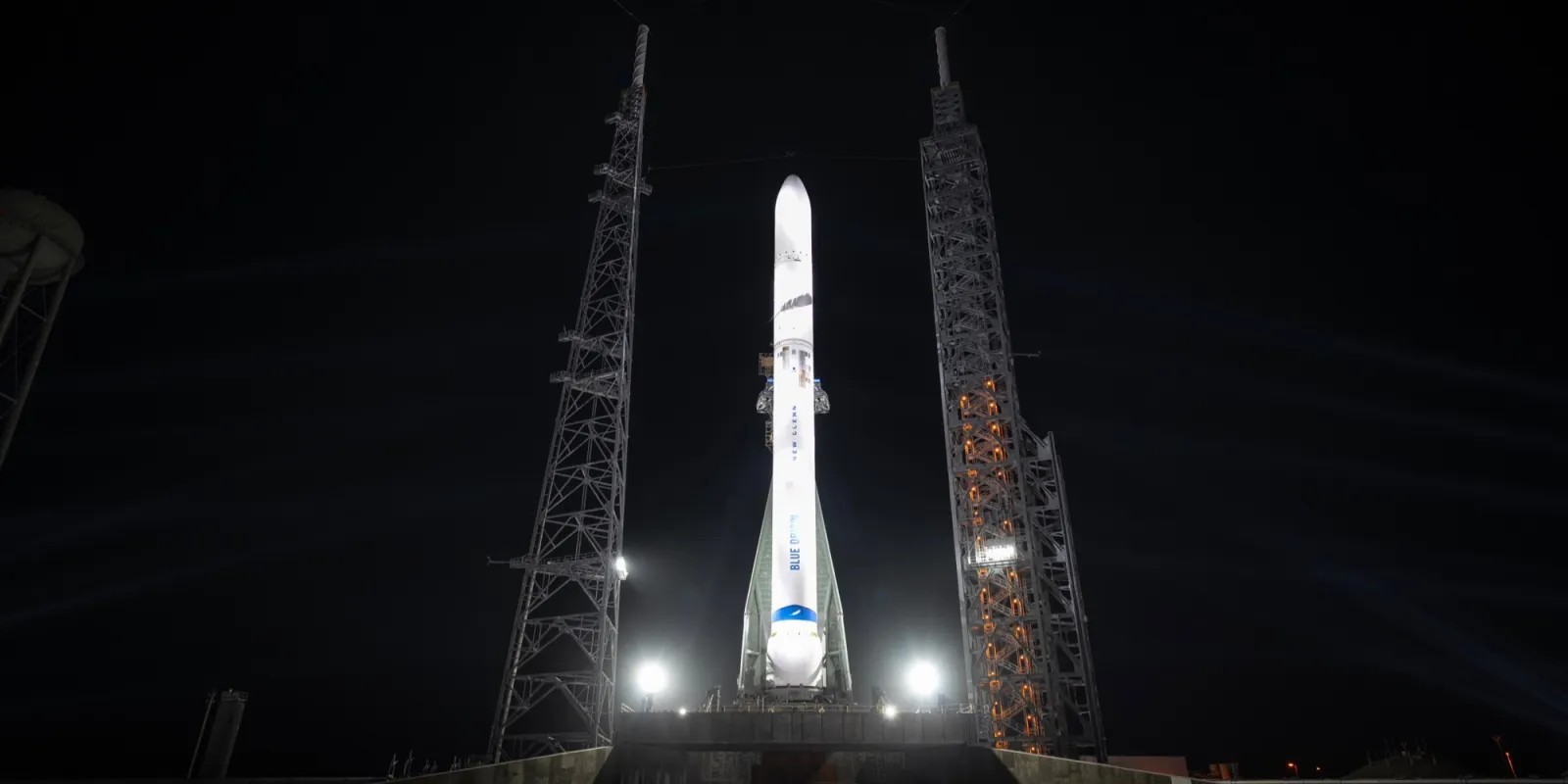 Blue Origin Scrubs Launch of NASA’s ESCAPADE Mars Mission Due to Technical Concerns