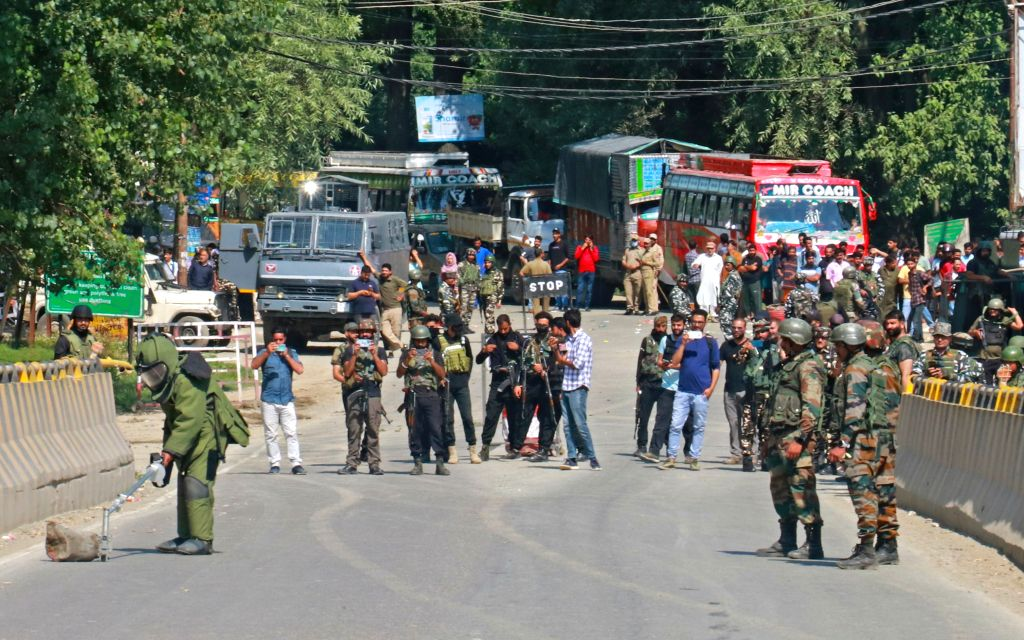 Red Fort Blast: Suspects Pooled Over ₹26 Lakh to Buy Bomb-Making Materials, Say Officials