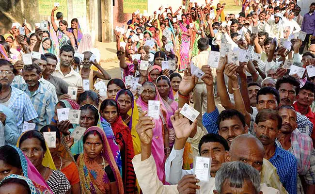 Bihar Election Counting Intensifies: 4,372 Tables and 18,000 Agents in Action