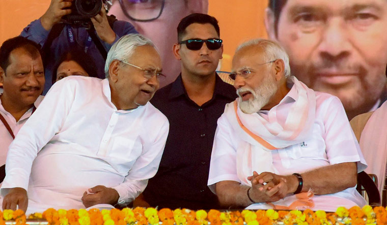 NDA Surges Ahead in Bihar as Mahagathbandhan Trails; Nitish-Modi Wave Eyes 2010 Record