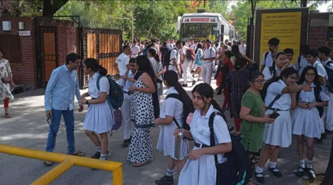 Lucknow Placed On High Alert After Anonymous Bomb Threat Sent To Schools