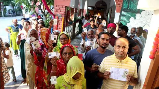 Peaceful Polling Process Underway in 7 Districts: State Election Commission