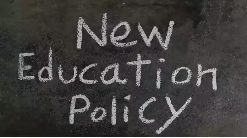 Education Ministry Reviews Implementation of New Curriculum Framework Under NEP