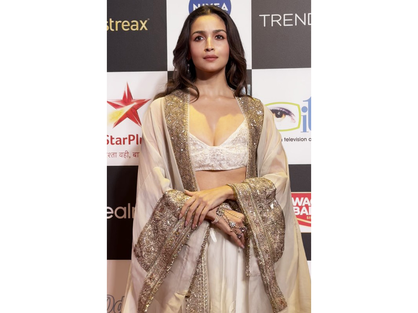 Alia Bhatt Makes Stylish Appearance at ITA Awards 2025