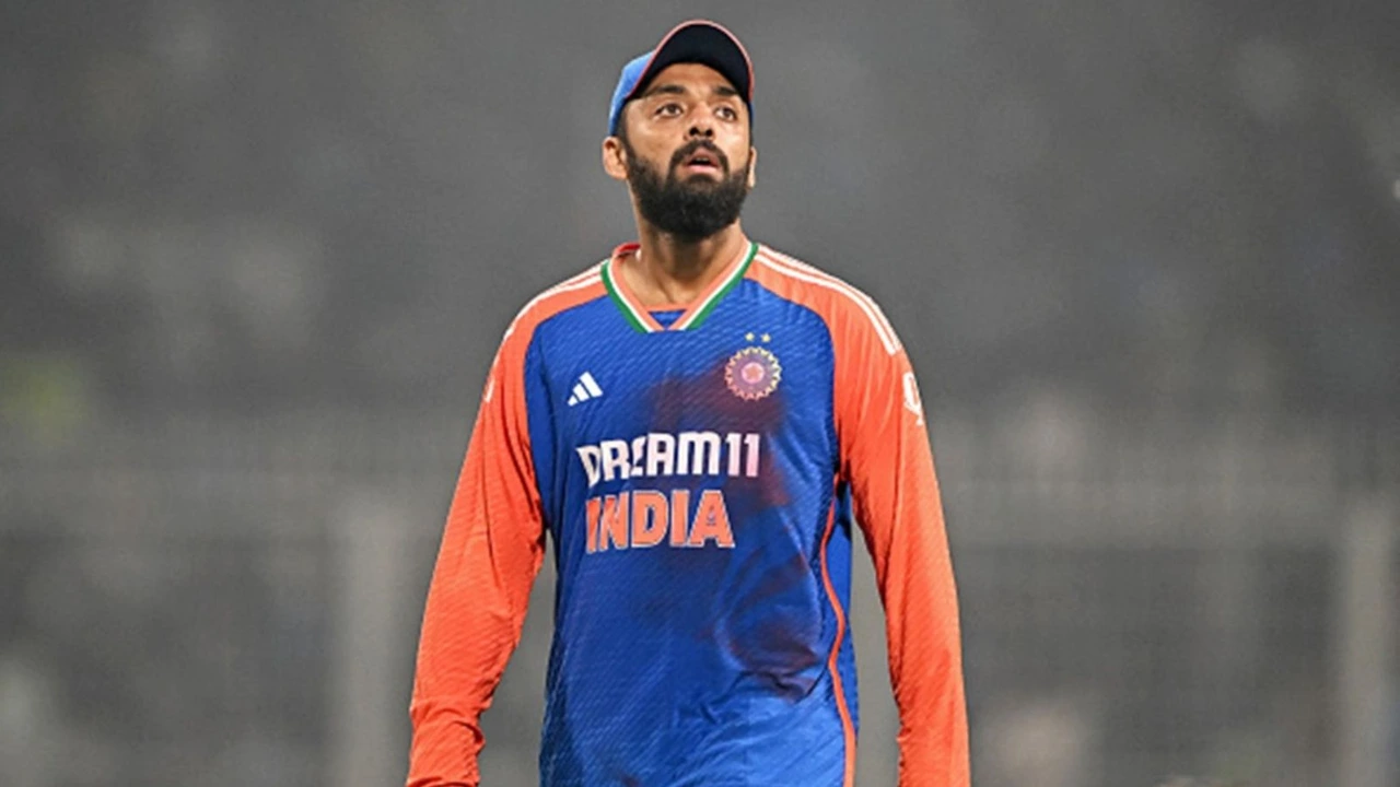 Varun Chakravarthy Continues Golden Run, Ends 2025 by Rewriting T20I Record Books