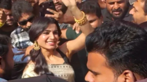 Samantha Ruth Prabhu Maintains Composure Amid Fan Frenzy