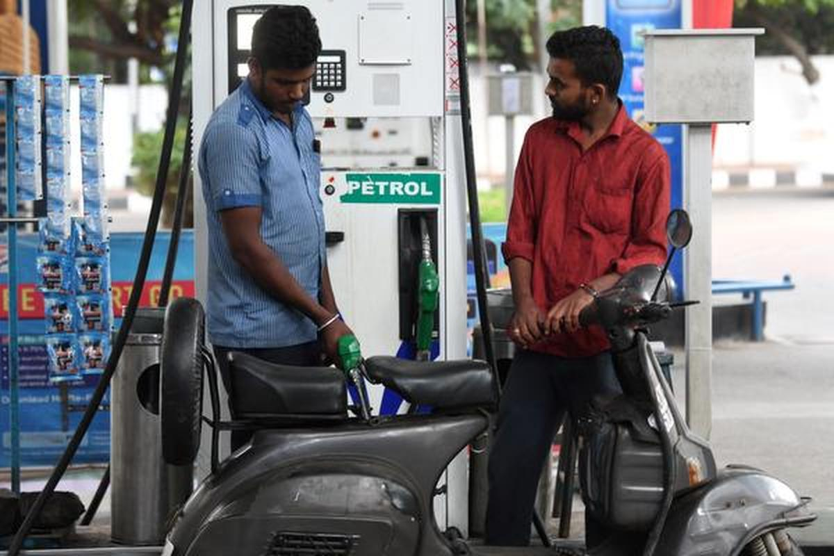 No Helmet, No Petrol’ Rule To Be Implemented In Visakhapatnam From January 1