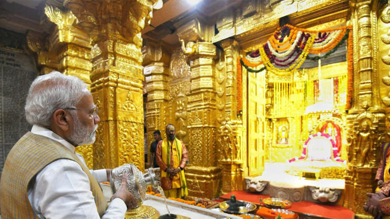 PM Modi Begins Three-Day Gujarat Visit for Somnath Swabhiman Parv and National Events