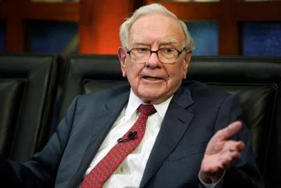 Warren Buffett Steps Away From Day-to-Day Role at 95, Marks End of Legendary Era