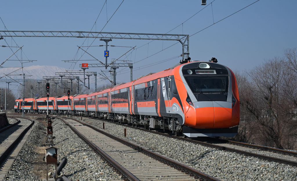 Indian Railways to Renew Nearly 8,000 Km of Tracks to Enhance Safety and Speed