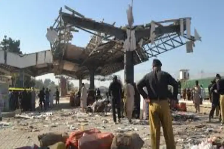 Railway Track Linking Quetta to Rest of Pakistan Blown Up by Unknown Men